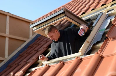 Pose de fenêtres de toit Velux à Rosporden